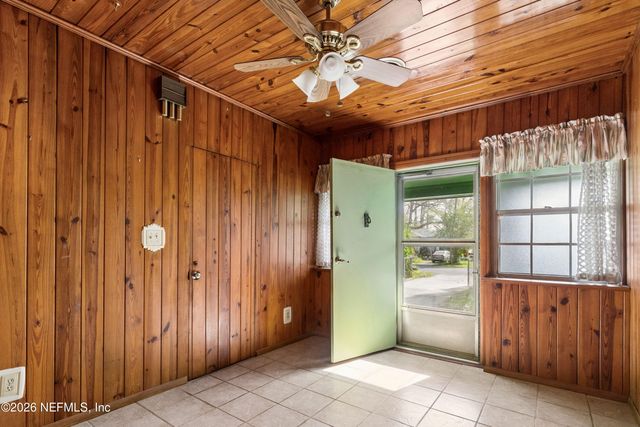 1374 DAKAR Street, Jacksonville, FL 32205