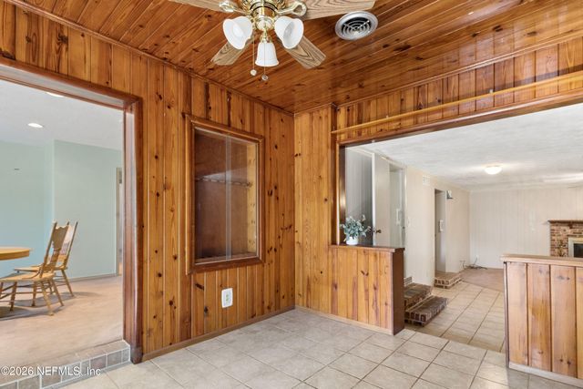 1374 DAKAR Street, Jacksonville, FL 32205