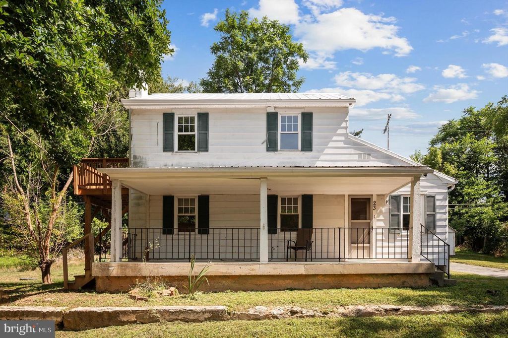 23 MAHONEY DR, Harpers Ferry, WV 25425