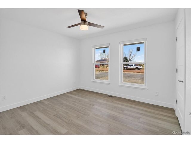 668 E Milt Dr, Pueblo, CO 81007