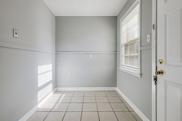 1215 MT MORIAH RD, Memphis, TN 38117