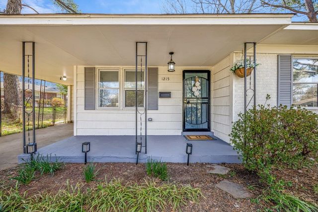 1215 MT MORIAH RD, Memphis, TN 38117