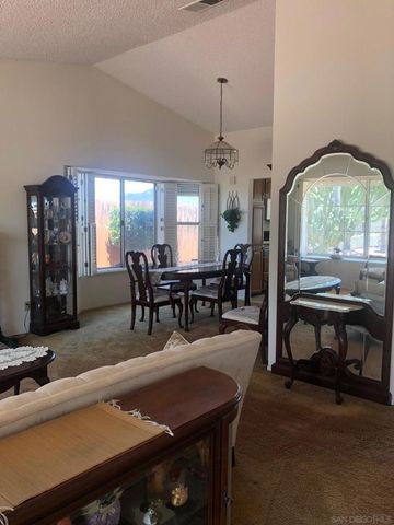 2552 Wind River Rd, El Cajon, CA 92019