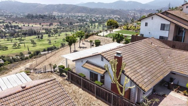 2552 Wind River Rd, El Cajon, CA 92019