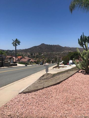 2552 Wind River Rd, El Cajon, CA 92019