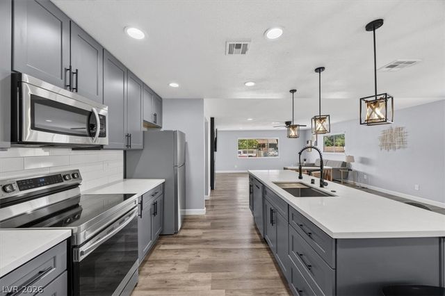 3210 Bluebird Street, Las Vegas, NV 89121