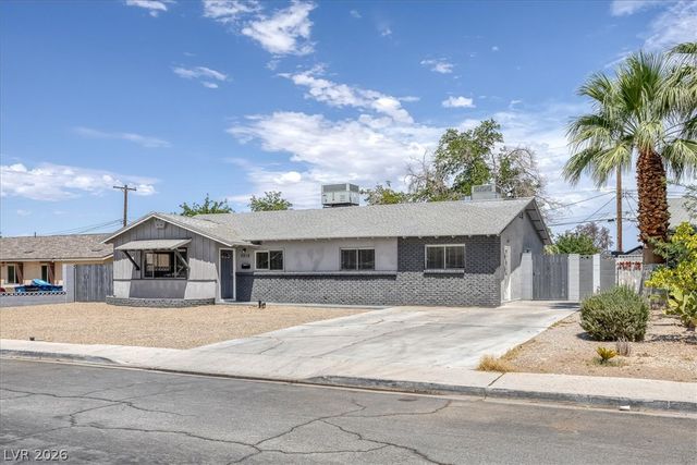 3210 Bluebird Street, Las Vegas, NV 89121