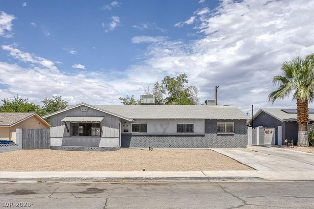 3210 Bluebird Street, Las Vegas, NV 89121