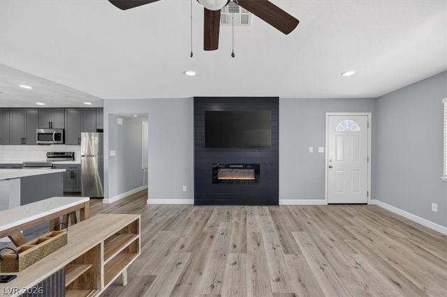 3210 Bluebird Street, Las Vegas, NV 89121