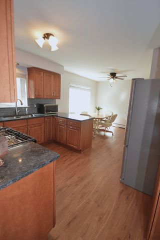 10332 Elizabeth Street 1, Westchester, IL 60154