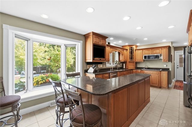 6320 Tomahawk Trail, Washington Twp, OH 45459