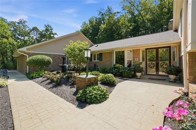 6320 Tomahawk Trail, Washington Twp, OH 45459