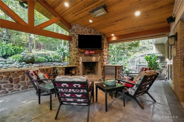 6320 Tomahawk Trail, Washington Twp, OH 45459