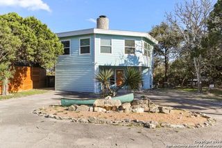 1433 Riviera DR, Canyon Lake, TX 78133