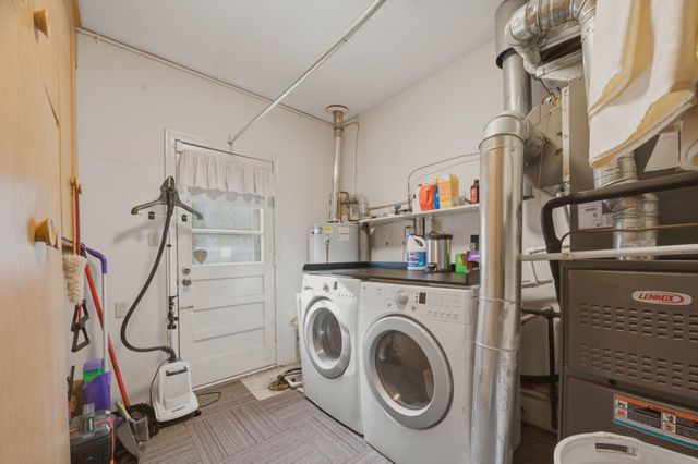222 N Brookside St, Wichita, KS 67208