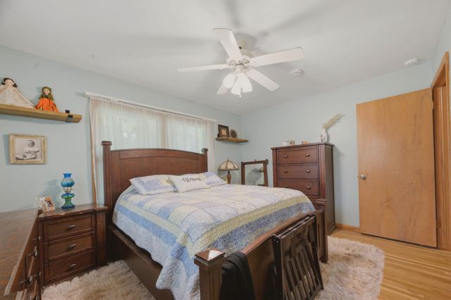 222 N Brookside St, Wichita, KS 67208