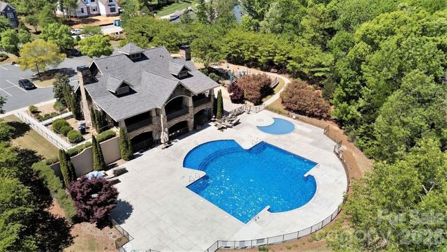 8027 Longwaters Court 50, York, SC 29745