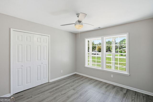 648 Honey Ridge Lane, Hinesville, GA 31313