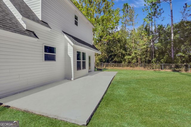 648 Honey Ridge Lane, Hinesville, GA 31313