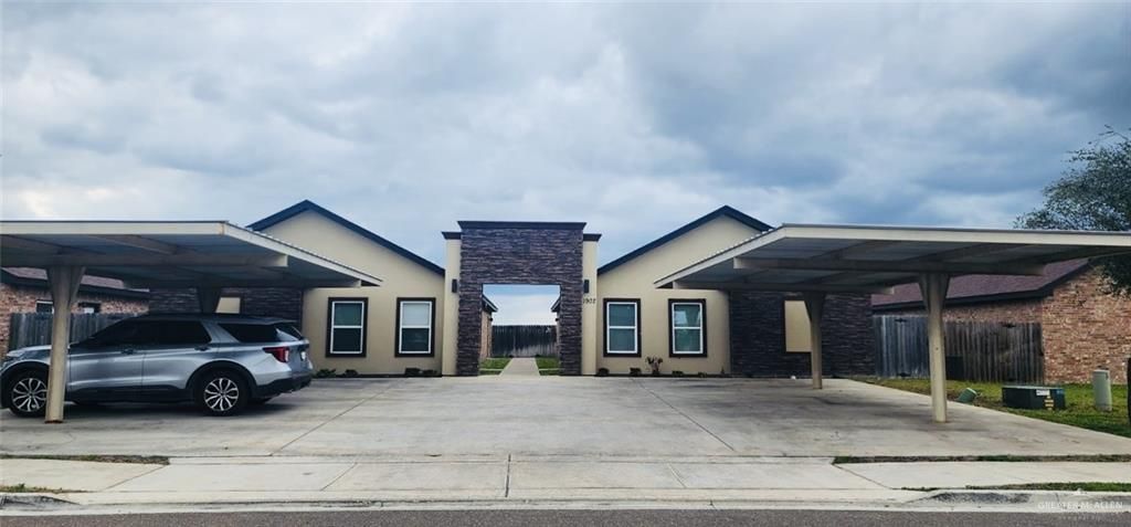 1907 Cari Nicole Avenue, Edinburg, TX 78541