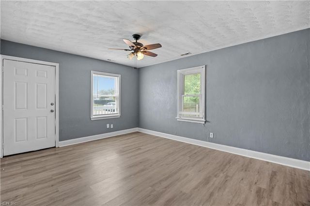2321 Columbus AVE, Portsmouth, VA 23704