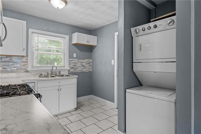 2321 Columbus AVE, Portsmouth, VA 23704