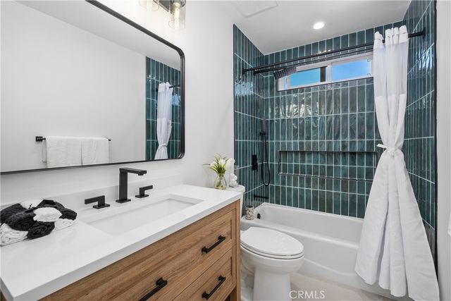 8832 Arcel Circle, Huntington Beach, CA 92646