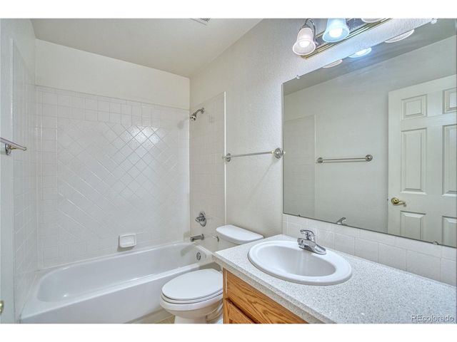 397 Lilac Pl, Loveland, CO 80537