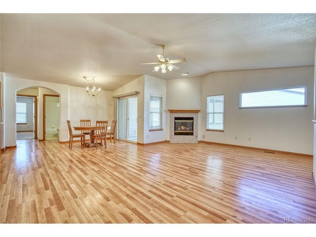 397 Lilac Pl, Loveland, CO 80537