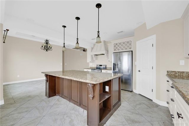 2601 Moreno Sr, Edinburg, TX 78541