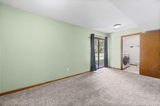 10902 N Harrison Street, Kansas City, MO 64155