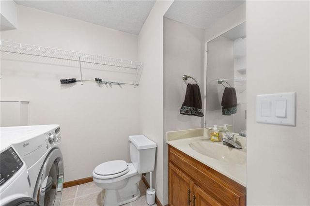 10902 N Harrison Street, Kansas City, MO 64155