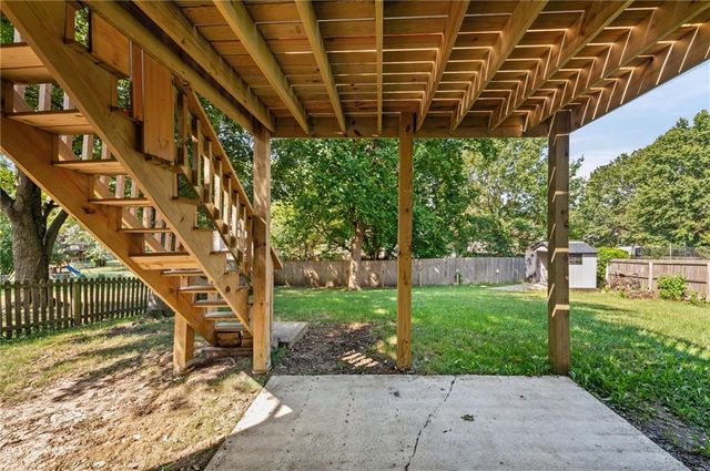 10902 N Harrison Street, Kansas City, MO 64155
