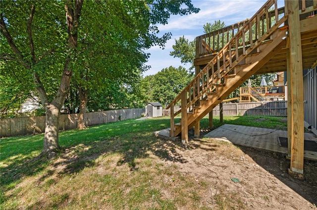 10902 N Harrison Street, Kansas City, MO 64155