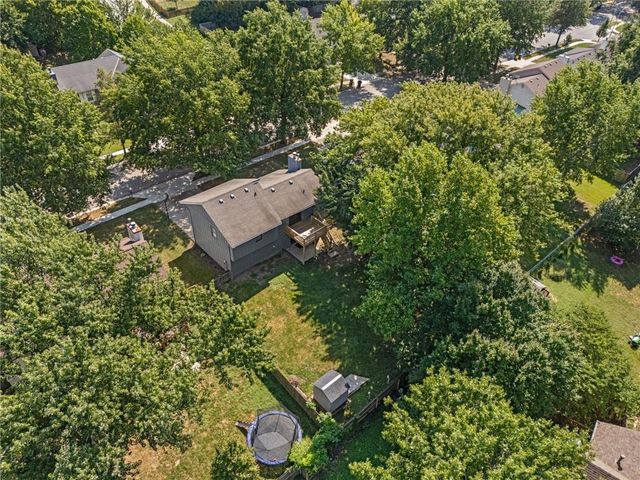 10902 N Harrison Street, Kansas City, MO 64155