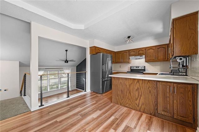 10902 N Harrison Street, Kansas City, MO 64155