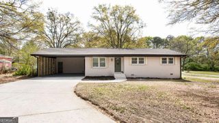 1318 Needmore Street SW, Conyers, GA 30012