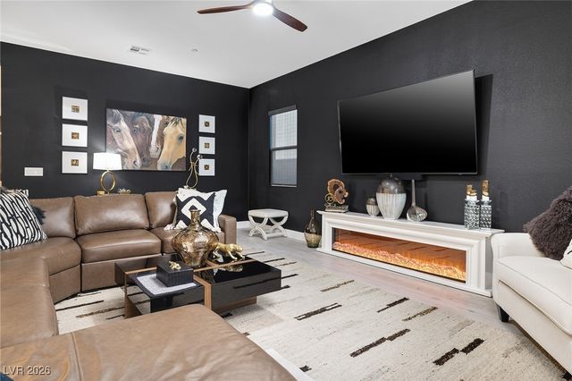 2 Barrio Alto Court, Henderson, NV 89011