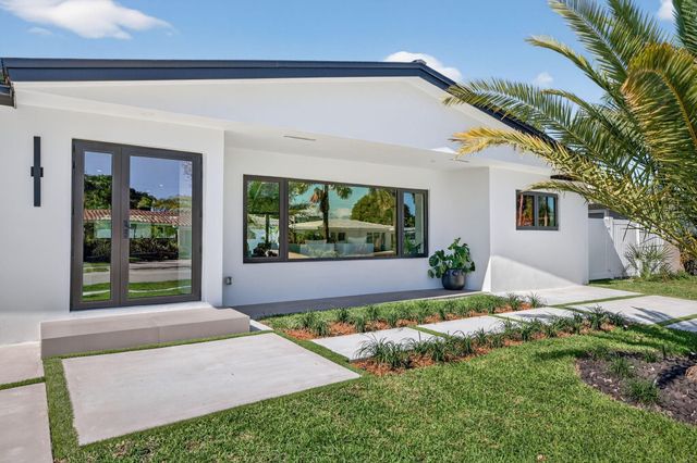 5801 NE 21st Road, Fort Lauderdale, FL 33308