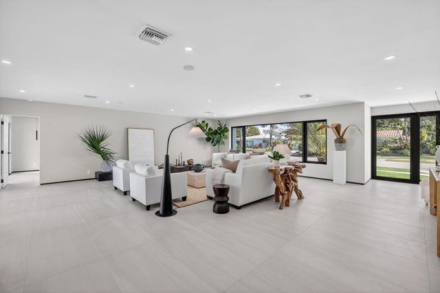 5801 NE 21st Road, Fort Lauderdale, FL 33308