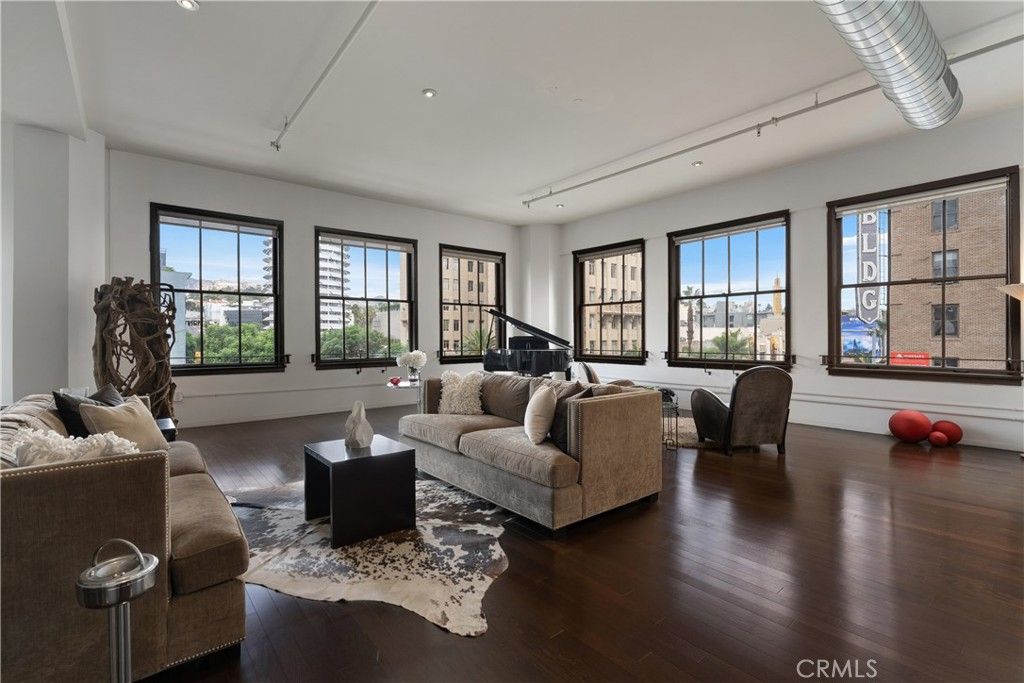 1645 Vine 406, Hollywood, CA 90028