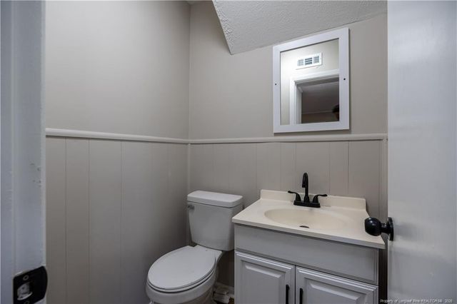 701 Edgehill Road, Fayetteville, NC 28314