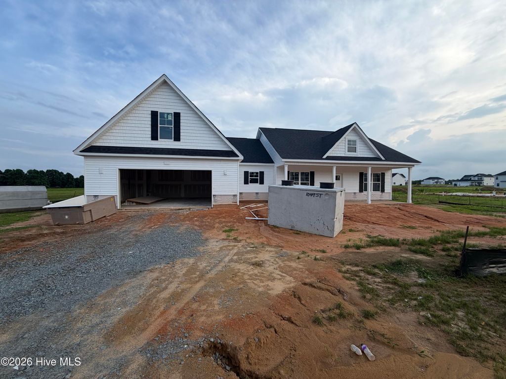 140 Margot Manor Drive, Benson, NC 27504
