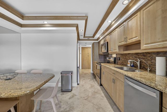 4900 N Ocean Boulevard 512, Lauderdale By The Sea, FL 33308