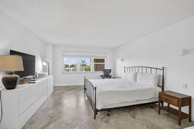 4900 N Ocean Boulevard 512, Lauderdale By The Sea, FL 33308