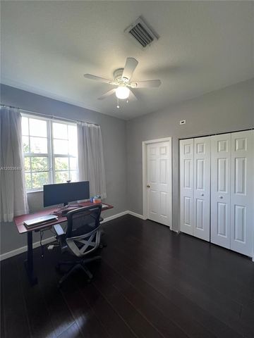 681 NW 42nd Ave, Plantation, FL 33317