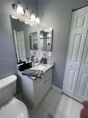 681 NW 42nd Ave, Plantation, FL 33317