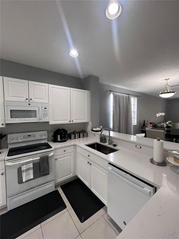 681 NW 42nd Ave, Plantation, FL 33317