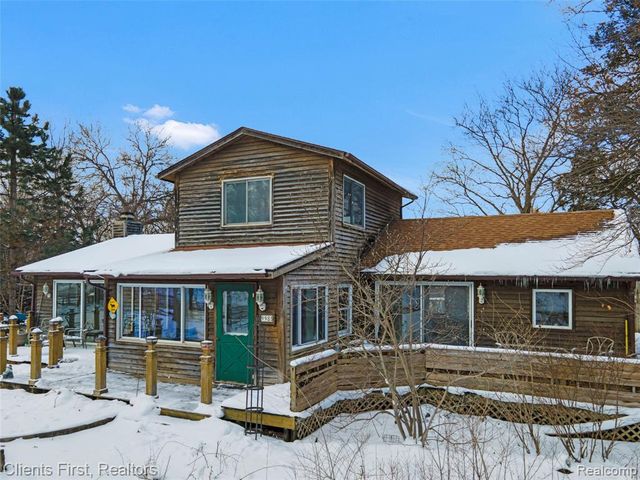 9985 Ford Road, Ypsilanti, MI 48198