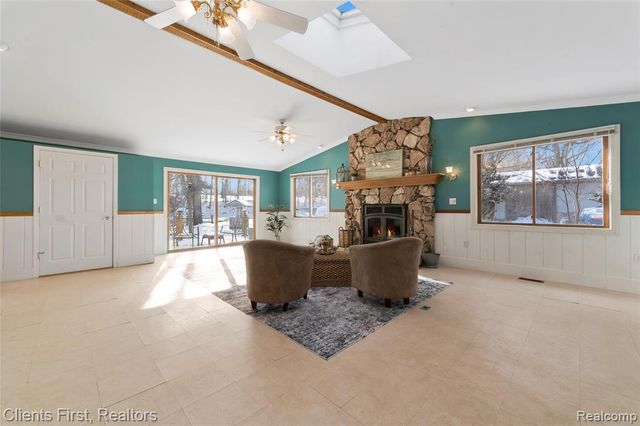 9985 Ford Road, Ypsilanti, MI 48198